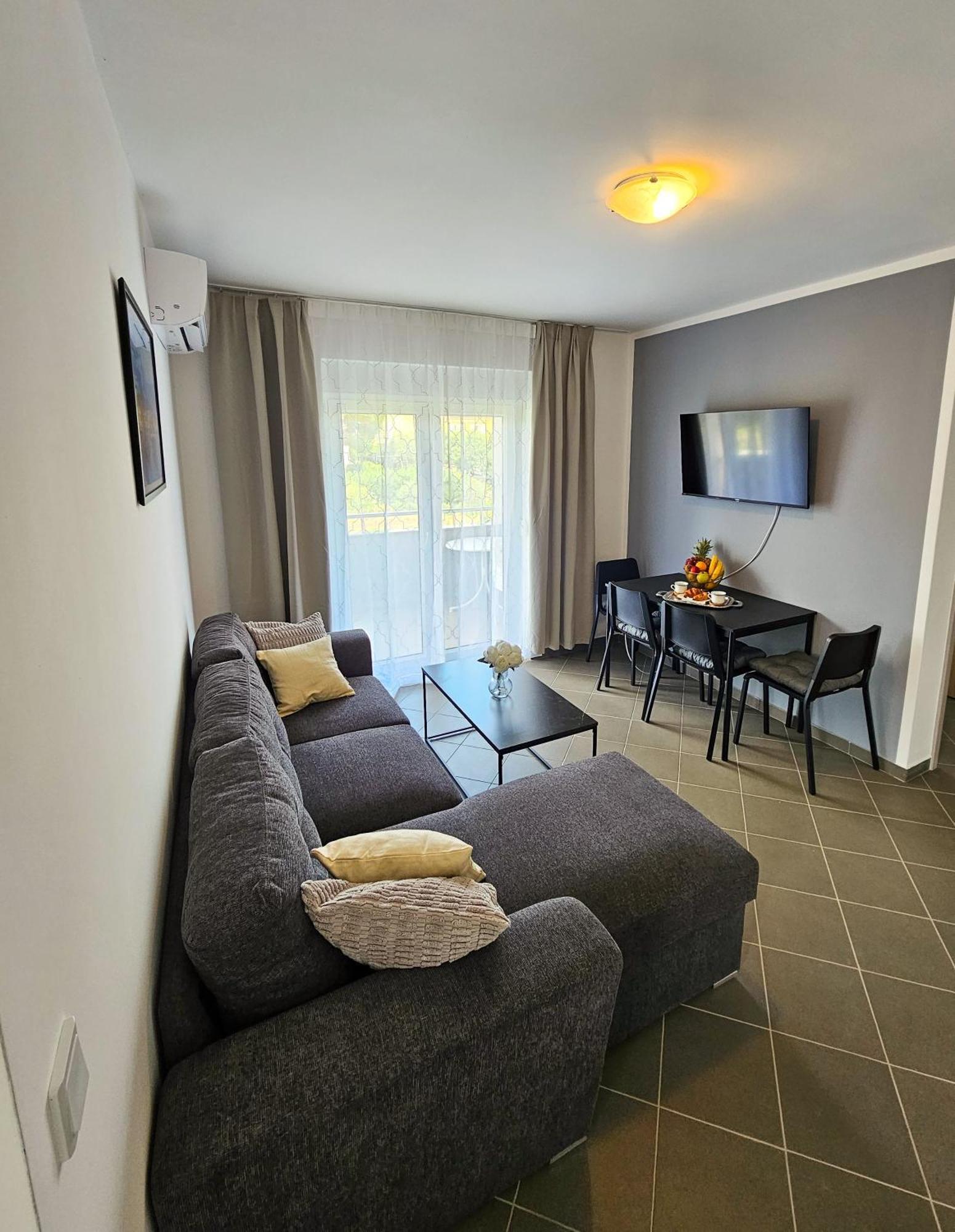 Apartments P&J Medolino Стая снимка